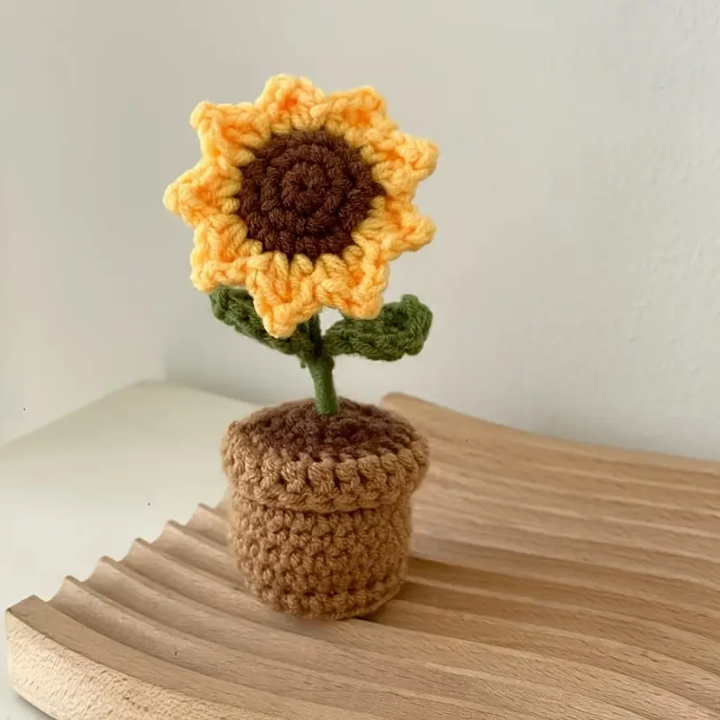1 Pc, Handmade Crochet Potted Plants - Vibrant Coloured Flower Decor with Brown Pot. - Image 7