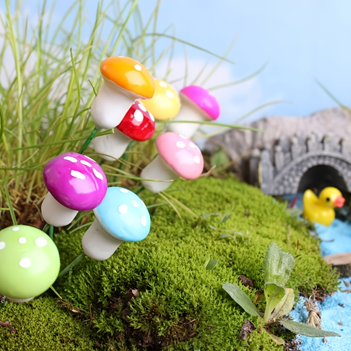 10 Pcs, Colorful Plastic Mushroom Figurines, Garden and Plants Pot Decoration. - Image 6