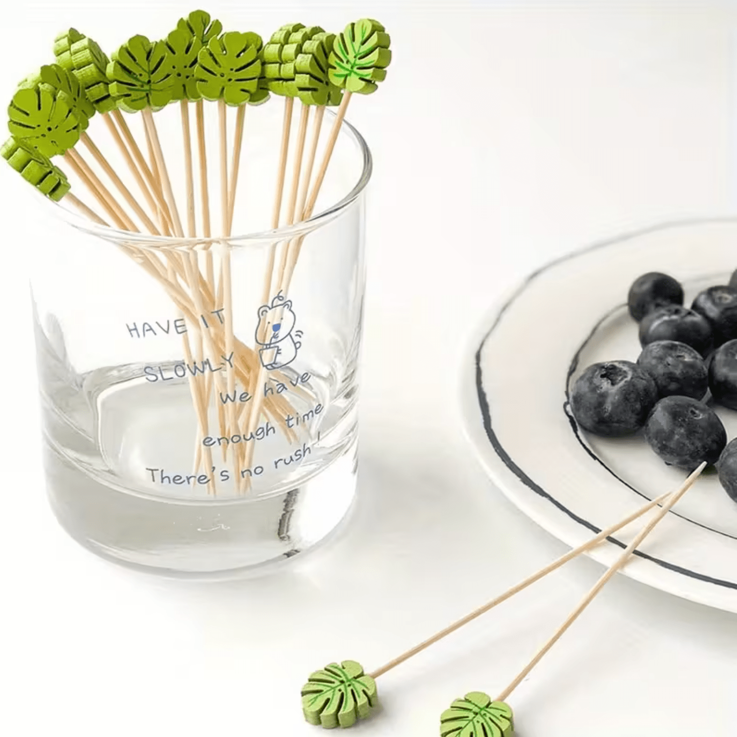 25 Pcs, Green Leaf Picks for Appetizers, 13 cm Natural Bamboo Picks for Cake Dessert Food Fruit Party Decorations - Image 5