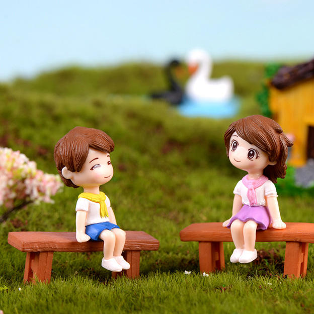 2 pcs set, Cute Mini Scouts Couple Figurines with Bench, Car, Home, Office Decoration. - Image 2
